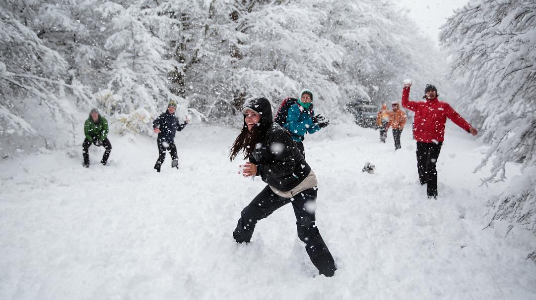⠀ Snowball Fight in Tierra del Fuego ⠀ Today was a day with a lot of first times for me, not a surprise if we consider it’s the first time I spend a day in the snow (actually, yesterday, on the way back to the hotel, was the first time I’ve seen snowfall in my life!). ⠀ It was a long day, intense and full of adventure. There are so many cool photos I want to share of all we did, but it was easy to choose this one over all the others, simply because the moment meant a lot to me. ⠀ I had heard snow was fun, but man! Sometimes words really don’t say it all. It’s incredible how a snowball fight can bring out the kid in you to play. Being caught in the middle of it took me back to memories of water ballon fights when I was much younger. It was a moment of pure joy and fun for everyone and it was really hard to stop, even when the guides (who were also playing, of course!) started saying it was time to go. ⠀ I’ll post another one of my favourite adventure photos in the morning, but for now I leave you with this cool moment of the #AdventureWeekTDF group, hoping it inspires your inner kid to go out and play more often.